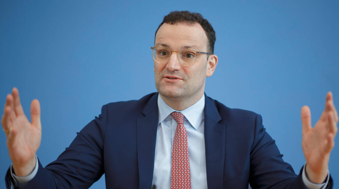 Die Sicherheit der Arzneimitteversorgung in Europa muss in Zukunft garantiert sein. Dafür scheut der Bundesgesundheitsminister nach eigenen Angaben auch keine unbequemen Gespräche auf EU-Ebene. / Foto: imago/photothek