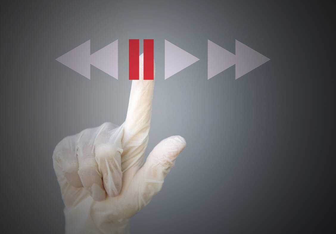 Die Covid-19-Impfstoffstudie mit dem Vektorimpfstoff AZD1222 pausiert derzeit. / Foto: Adobe Stock/triocean
