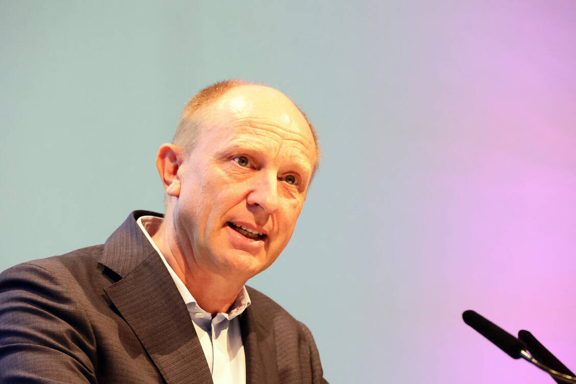 »Es ist höchste Zeit für die Branche, sich auf einen starken Verband zu konzentrieren«, sagte Jörg Wieczorek, Vorstandsvorsitzender des BAH, bei der Vorstellung der neuen Verbandsstruktur. / Foto: Alois Mueller
info@amfotos.com