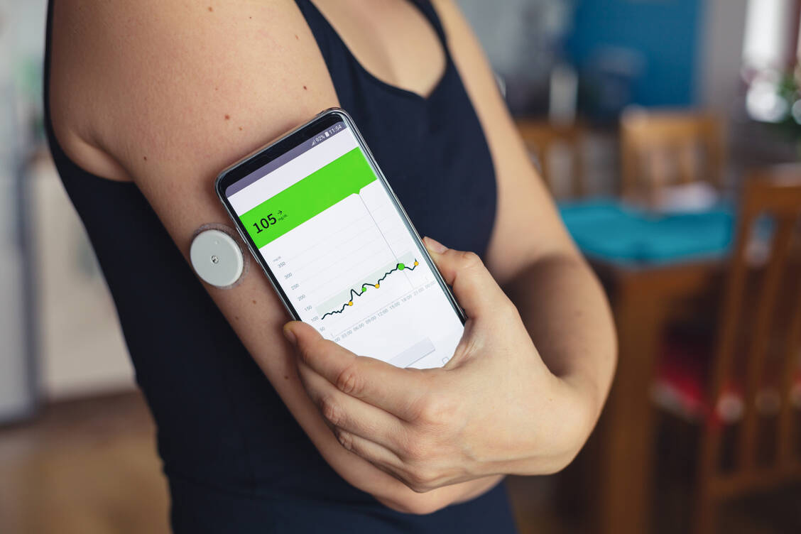 Fortschritte bei der Blutzuckermessung, aber auch in der Therapie haben dazu geführt, dass das kardiovaskuläre Risiko von Diabetikern gesunken ist. Dennoch bleibt es gegenüber der Allgemeinbevölkerung erhöht. / Foto: Adobe Stock/lukszczepanski