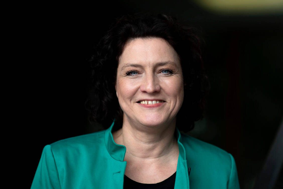 Gegen eine Abschaffung der telefonischen Krankschreibung:  AOK-Chefin Reimann hält die Pläne der Regierung, bereits am ersten Krankheitstag die Vorlage einer Arbeitsunfähigkeitsbescheinigung verpflichtend zu machen, für »unsinnig«. / © Imago / IPON