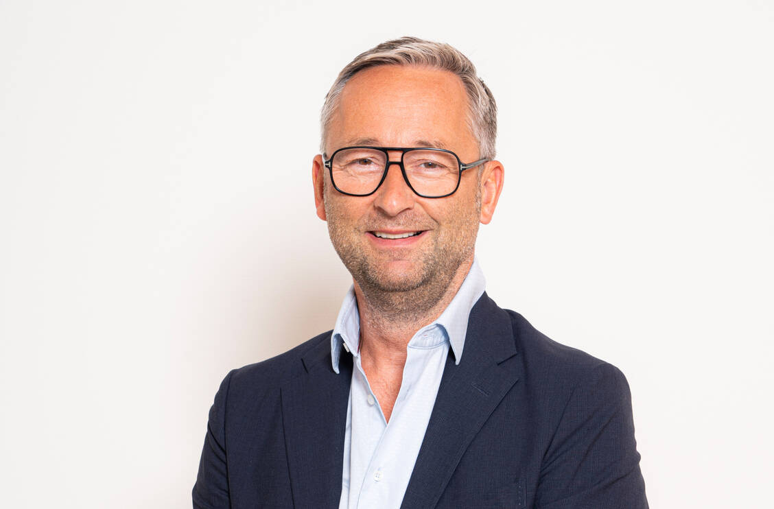 Olaf Heinrich legt sein Amt als Redcare-CEO nieder. / © Redcare Pharmacy