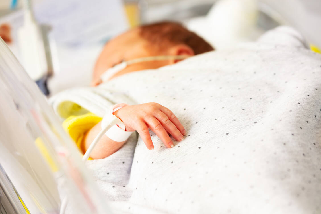 Ungeschützte Säuglinge können in ihren ersten Lebensmonate schwere Verläufe von RSV-Infektionen entwickeln.  / Foto: Getty Imasges/Sergey Novikov/Ripicts.com