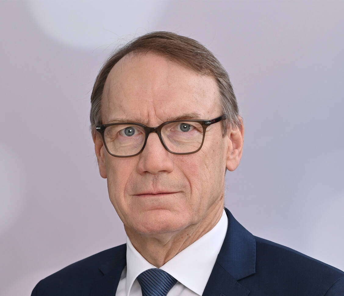 »Die Apotheken leben jetzt schon seit Jahren mit Lieferengpässen und beherrschen sie so, dass kein Patient unversorgt bleibt. Das ist unser Ziel«, so ABDA-Präsident Thomas Preis in einem Interview. / © ABDA