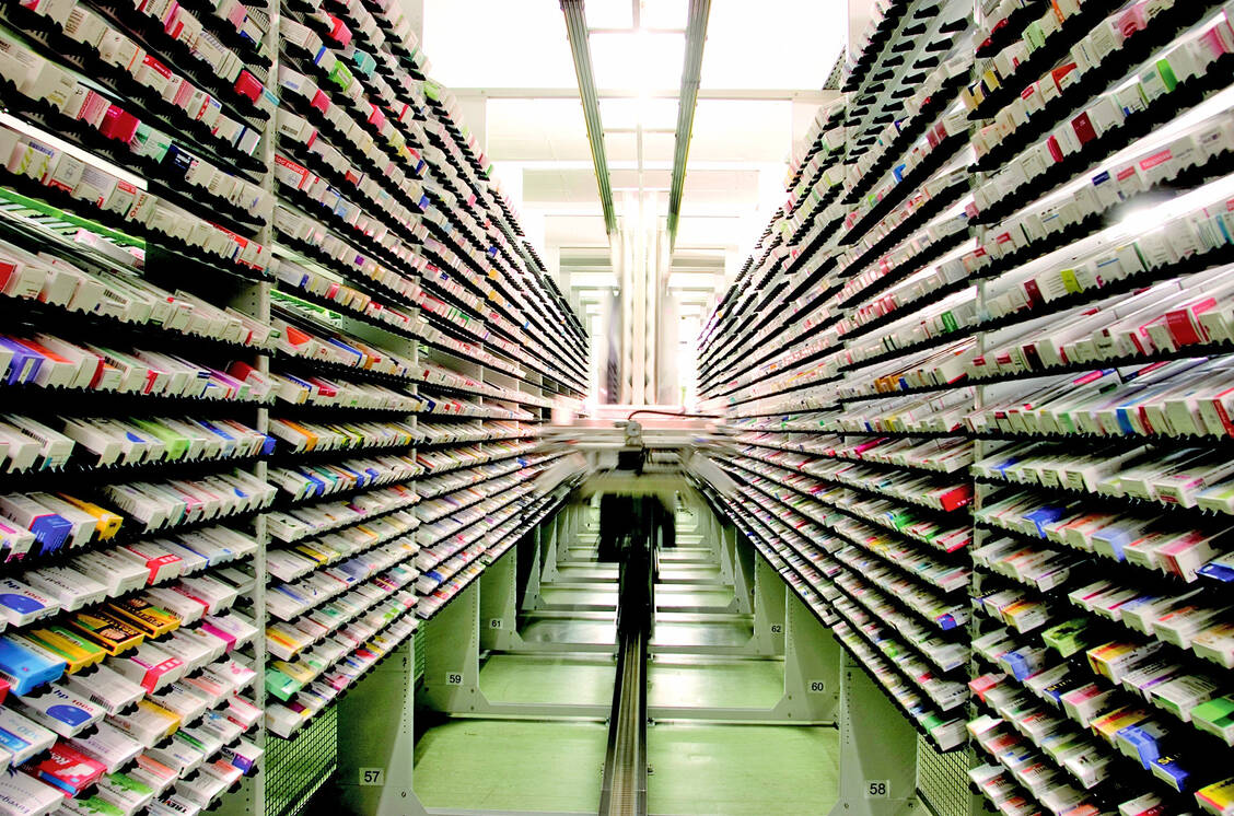 Fünf Pharmagroßhändler wollen den AvP-Apotheken entgegenkommen und individuelle Lösungen suchen, um finanzielle Notlagen der Apotheker möglichst zu umgehen. / Foto: Phagro