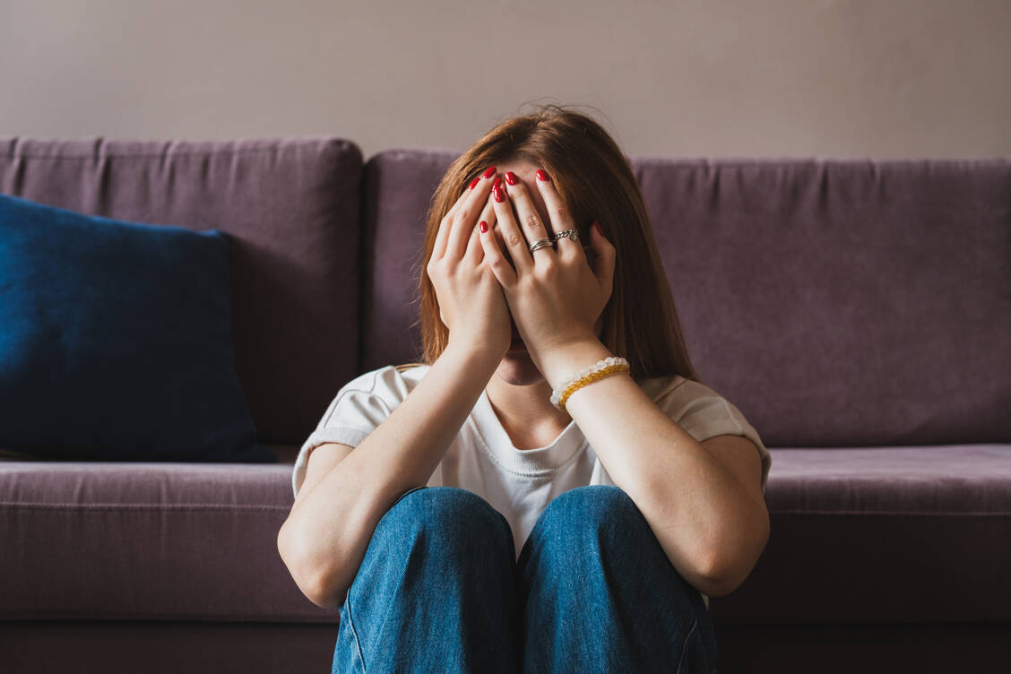 Bei Gewalt in Beziehungen gibt es große regionale Unterschiede. In Mitteleuropa ist etwa jede zehnte junge Frau zwischen 15 und 19 Jahren betroffen. / Foto: Getty Images/MementoJpeg