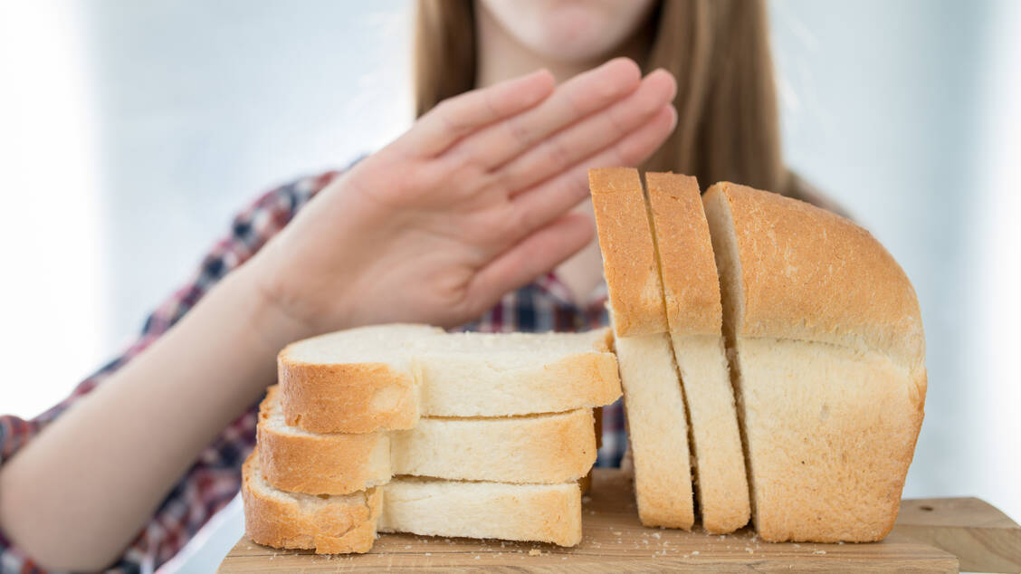 Viele Menschen lehnen glutenhaltige Lebensmittel ab, ohne dass eine Erkrankung nachgewiesen ist. / Foto: Adobe Stock/bubutu