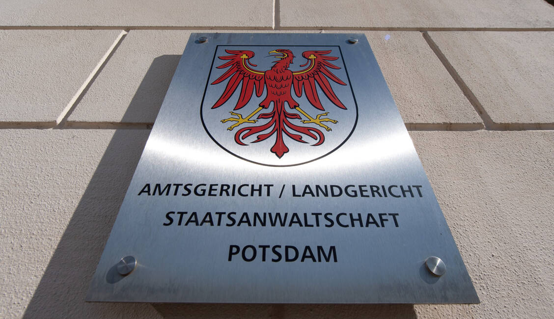 Künftig sollen sollen in Brandenburg  Kompetenzen und Befugnisse bei der Staatsanwaltschaft Potsdam gebündelt werden, um gemeinsam gegen schwere Straftaten im Gesundheitswesen vorgehen zu können. / Foto: picture alliance/dpa/dpa-Zentralbild