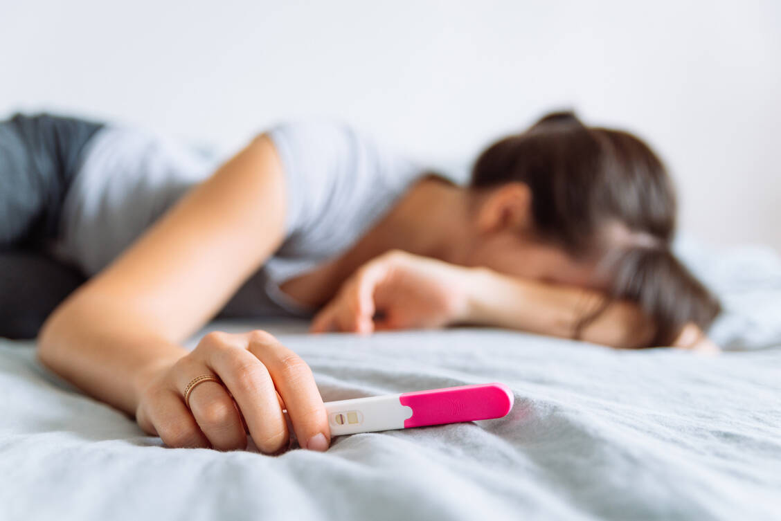 Ein unerfüllter Kinderwunsch ist sehr belastend. / Foto: Adobe Stock/phpetrunina14