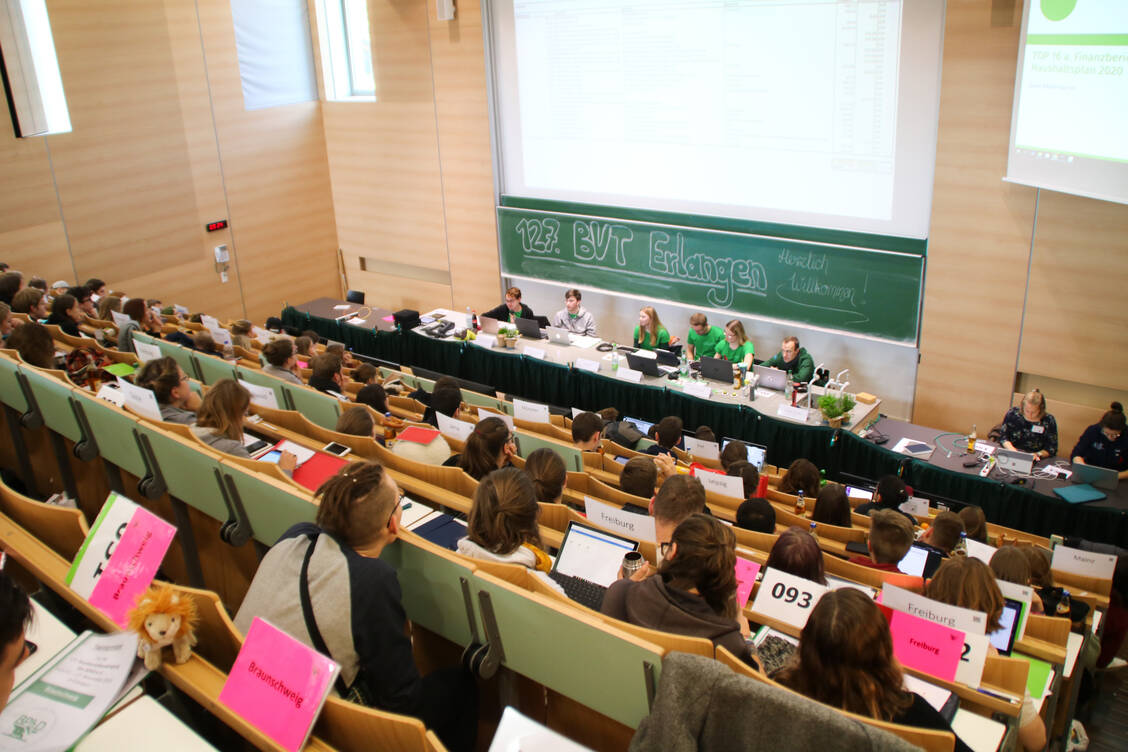 Bei seiner Bundesverbandstagung in Erlangen verabschiedete der BPhD gleich mehrere Positionspapiere zu aktuellen politischen Entwicklungen. / Foto: BPhD