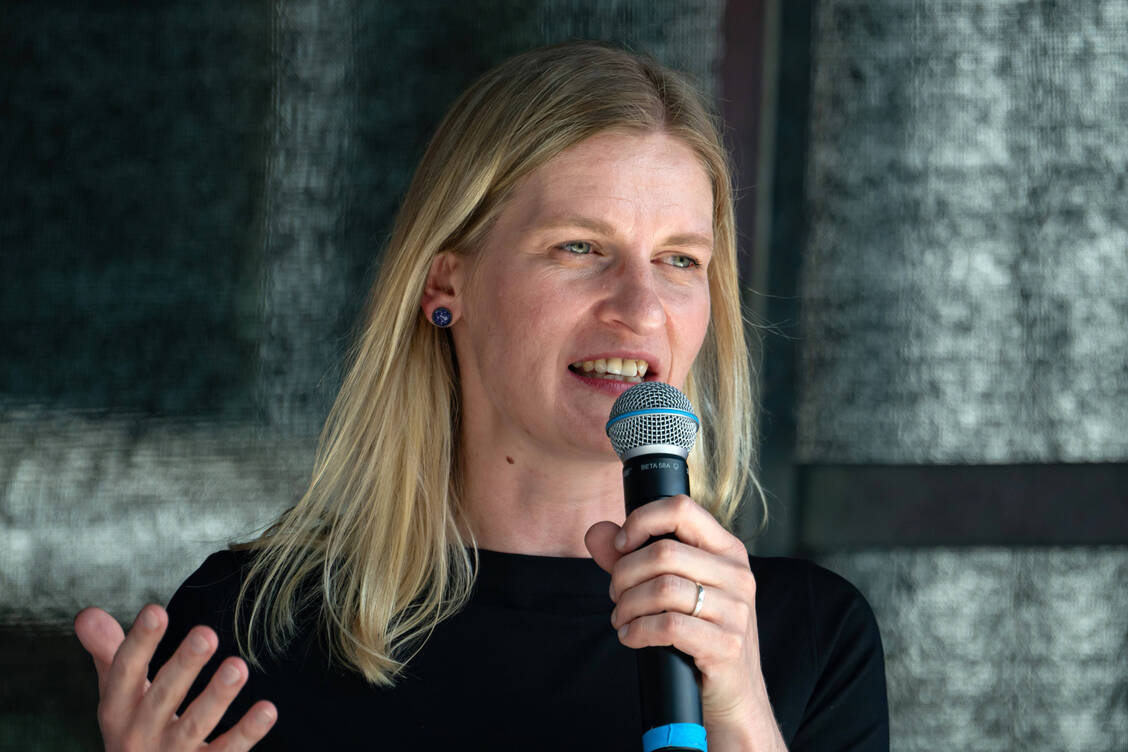 Madeleine Henfling ist Spitzenkandidatin der Grünen in Thüringen und warnt, dass die geplante Apothekenreform das Ende der inhabergeführten Apotheke sein könnte.  / Foto: IMAGO/photo2000