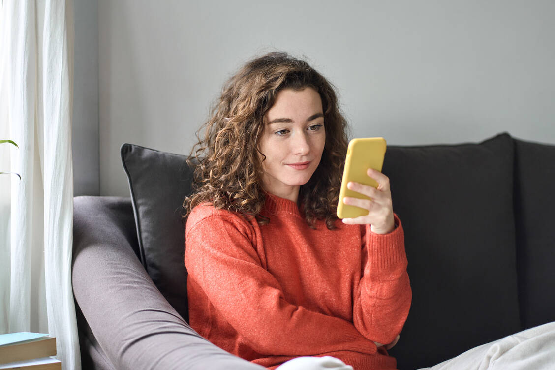 Der Wissenserwerb per Kurzvideo könnte die Art unseres Denkens verändern. / © Adobe Stock/insta_photos