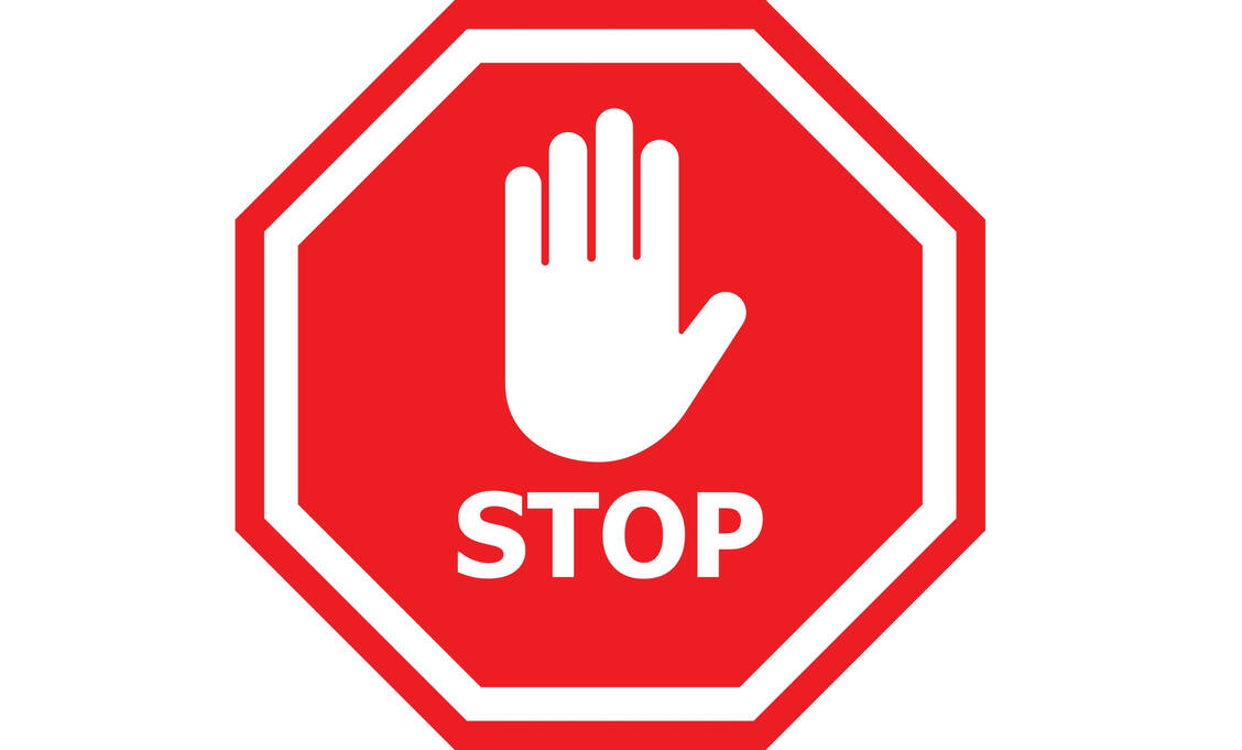 Nach drei Todesfällen in Studien mit der experimentellen CAR-T-Zelltherapie Rapcabtagen Autoleucel hat Novartis die Entwicklung in Indikationen außerhalb der Onkologie gestoppt. / © Shutterstock/Kaya Ra