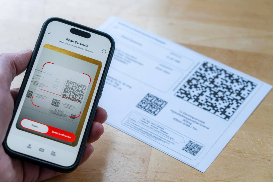Es reicht aus Sicht der Vertreterinnen und Vertreter der Länder nicht aus, wenn das Bundesministerium für Gesundheit (BMG) bei Funktionsschwierigkeiten der Praxissoftware auf die vertraglichen Beziehungen der Ärztinnen und Ärzte mit den Softwareherstellern verweist. / Foto: IMAGO/Jochen Tack
