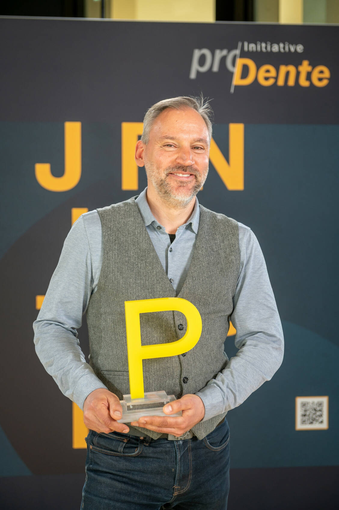 Preisträger Peter Erik Felzer / Foto: proDente e.V./Johann Peter Kierzkowski