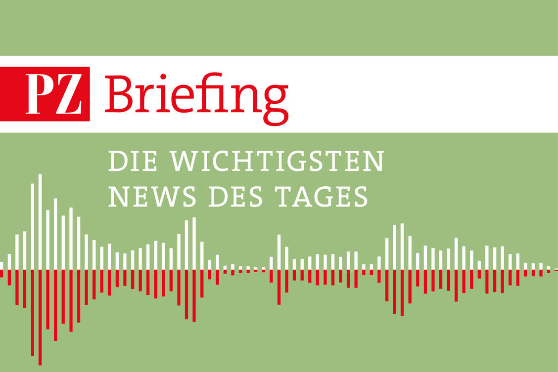Das PZ Briefing bringt Ihnen die wichtigsten Nachrichten des Tages im Audioformat. / © PZ