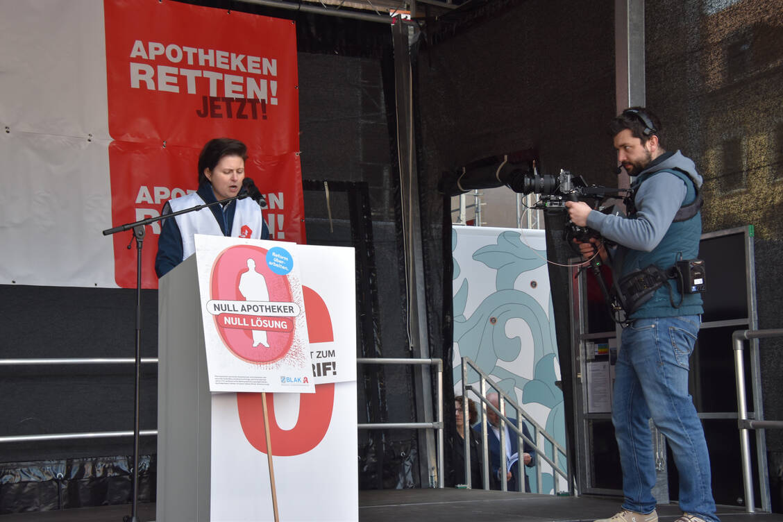 Kammerpräsidentin Franziska Scharpf bekam viel Zustimmung zu ihrer Rede. / © BAV