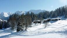 Das Rahmenprogramm des Pharmacon-Kongresses bestand nicht bloß aus Wintersport. Auf Einladung der Bundesapothekerkammer zeigten vier junge Musiker in einem klassischen Konzert ihr Können.
<p class="fotonachweis">Foto: Silke Walter</p>