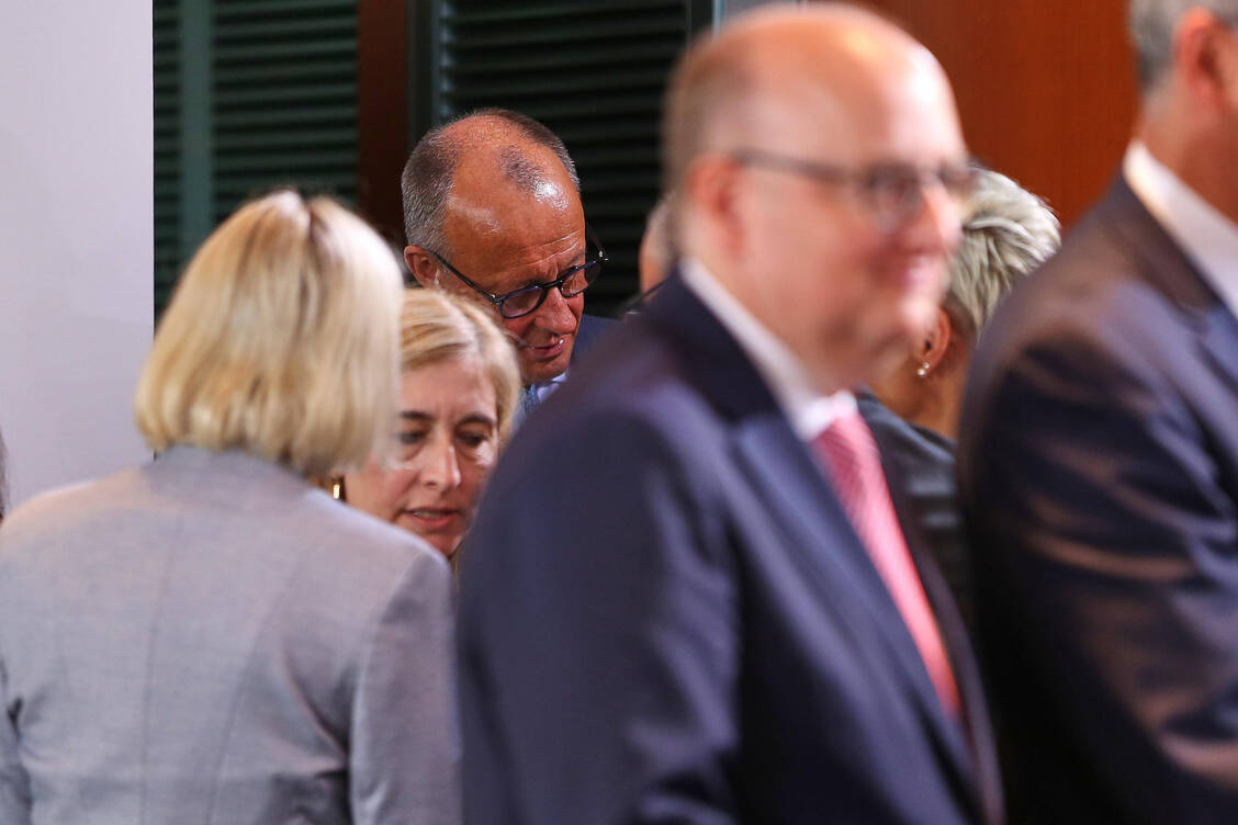 Apotheken bekommen endlich mehr Honorar: Heute hat das Kabinett der stufenweisen Erhöhung des Fixums zugestimmt. / © Imago/dts Nachrichtenagentur