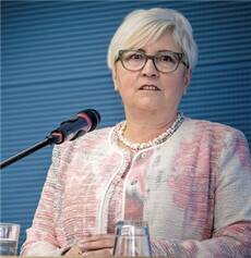 Schirmherrin der Preisverleihung  und DAV-Patientenbeauftragte  Claudia Berger