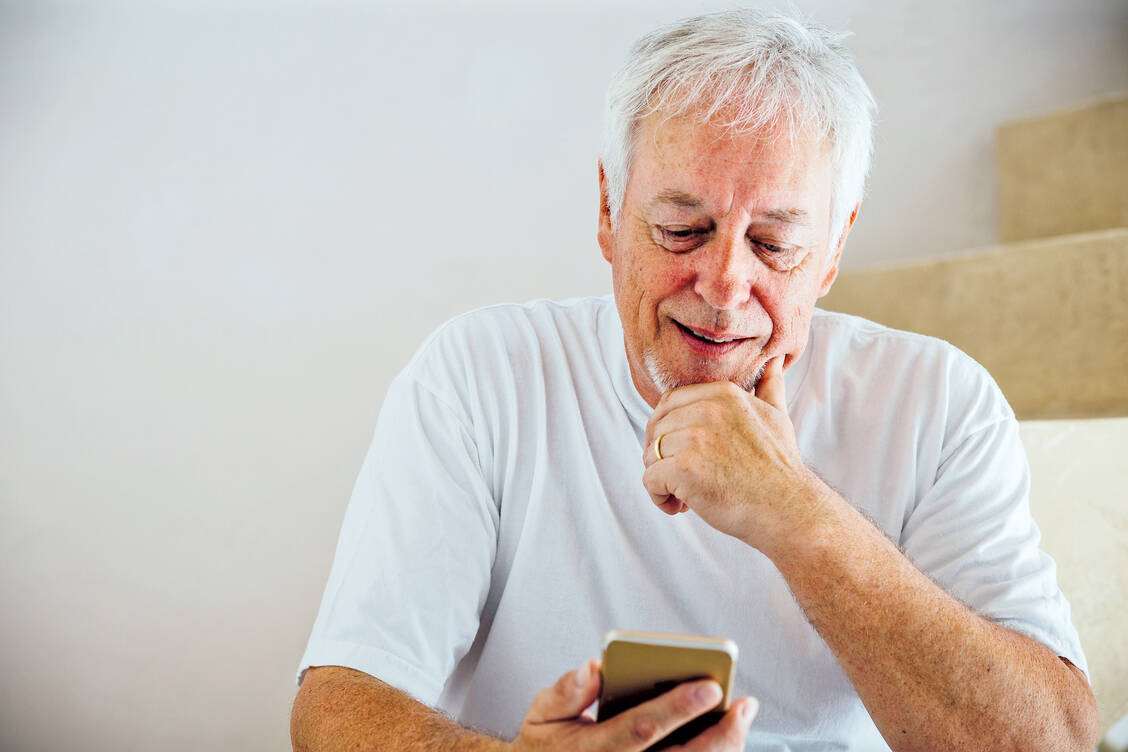 Mit der DAV Web-App sollen künftig alle Patienten ihre elektronischen Verordnungen einlösen können. / Foto: iStock/SolStock