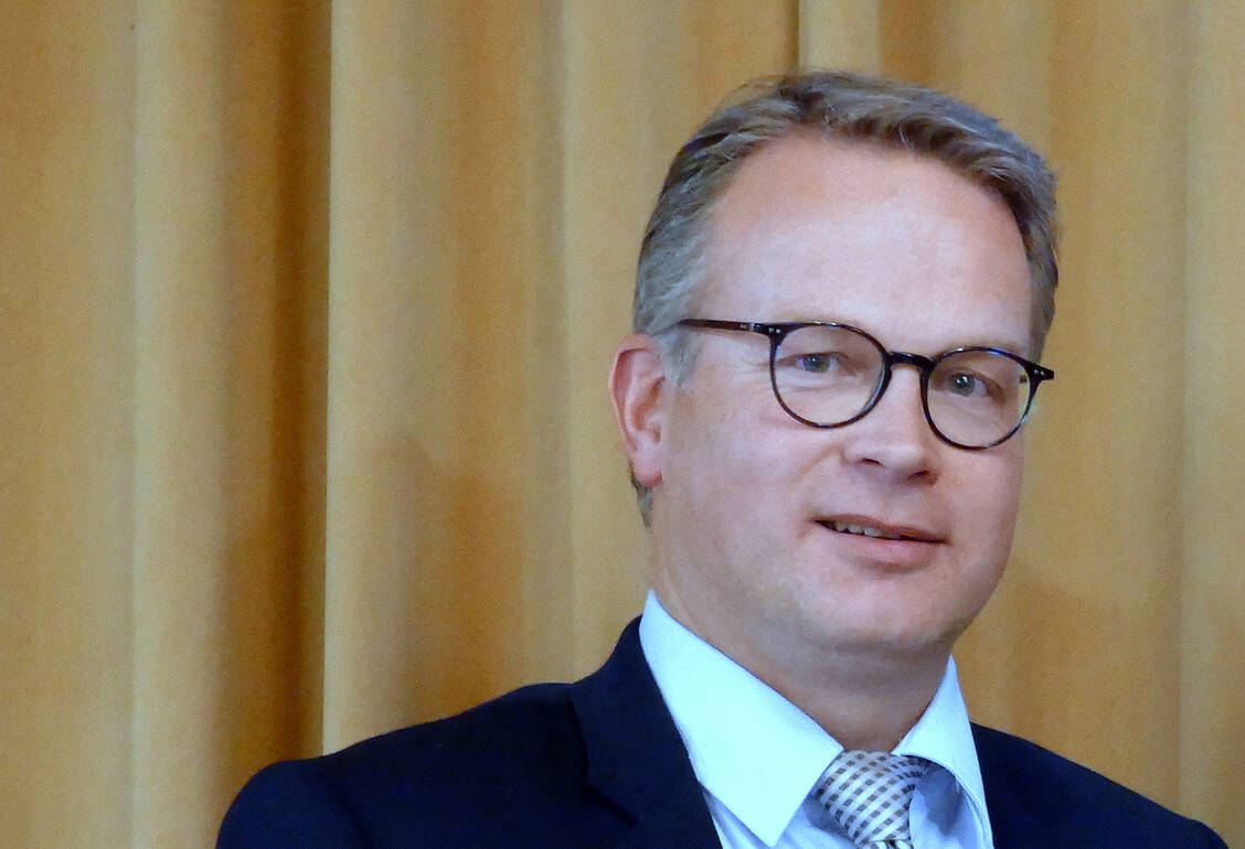 Kammerpräsident Kai Christiansen lobte auf der Online-Versammlung der Apothekerkammer Schleswig-Holstein den Einsatz der Apothekerschaft in der Pandemie. / Foto: PZ/ Berg