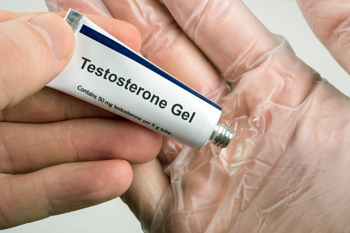 Ziel der Testosteron-Substitution bei Transmännern ist der physiologische Blutspiegel. / Foto: Adobe Stock/mbruxelle