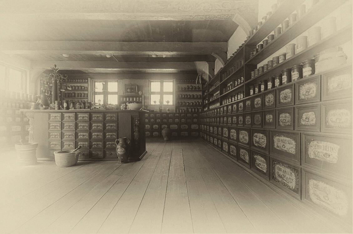 Marburg hat eine lange pharmazeutische Tradition, ist jedoch auch ein moderner Produktionsstandort für Covid-Impfstoffe.  / Foto: Adobe Stock/Stefan Grund