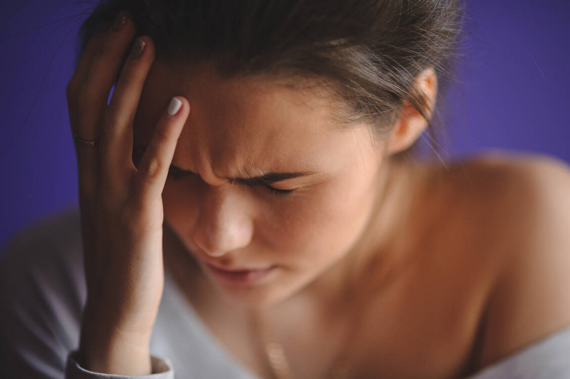 Wie gut sind Kopfschmerzpatienten in Deutschland versorgt? Ein neues Register soll Versorgungslücken aufzeigen und dabei helfen, diese zu schließen. / Foto: Getty Images/MaximFesenko