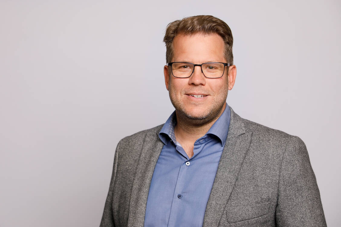 Apotheker Sven Simons heuert beim Großhändler Phoenix an und wird Bereichsleiter Strategie und Public Affairs Deutschland. / Foto: privat