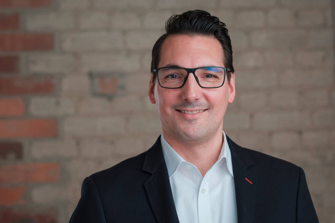 Der Kölner Apotheker Steffen Kuhnert will mit seinen Kollegen eine App entwickeln, die für die digitale Zukunft der Apotheke steht. / Foto: privat