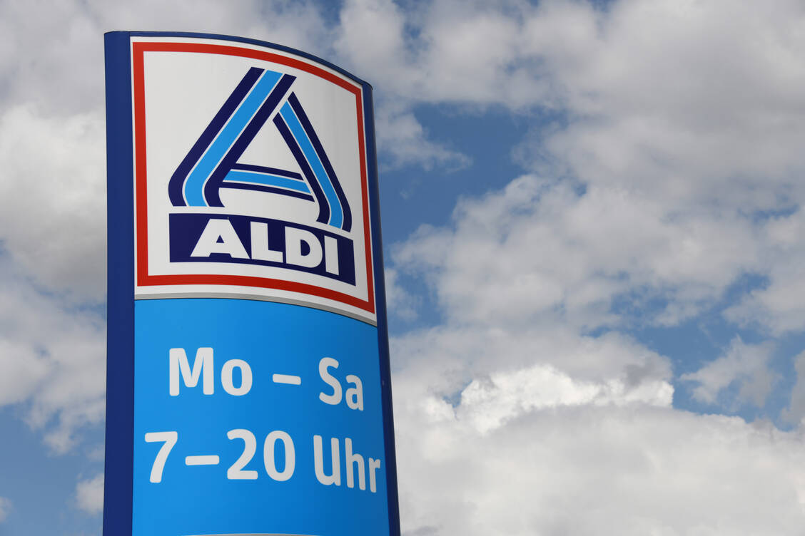 Neu im Angebot: Für rund 25 Euro gibt es ab diesem Wochenende eine Packung Corona-Schnelltests bei Aldi. / Foto: Adobe Stock/nmann77