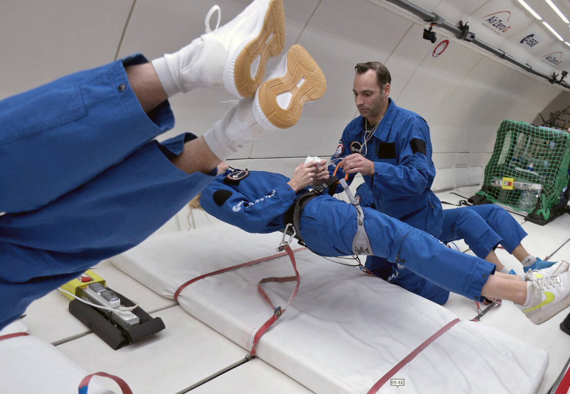 Parabelflug: Bereits nach kurzzeitiger Schwerelosigkeit lassen sich Effekte auf das Gehirn beobachten. Unter anderem solche Phänomene untersucht Dr. Alexander Stahn. / © ESA