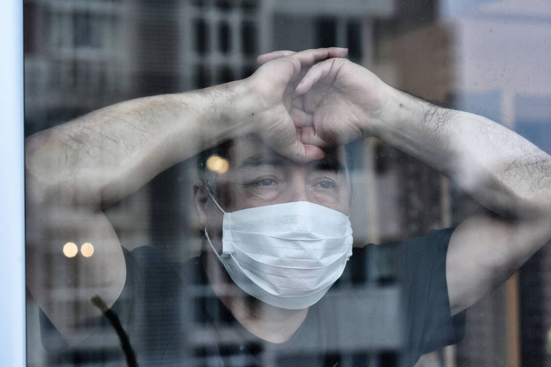 In der Allgemeinbevölkerung war kein Hinweis auf einen Anstieg von Depressionen und Suizidalität während des Teil-Lockdowns während der zweiten Corona-Welle zu finden. / Foto: Getty Images/baranozdemir