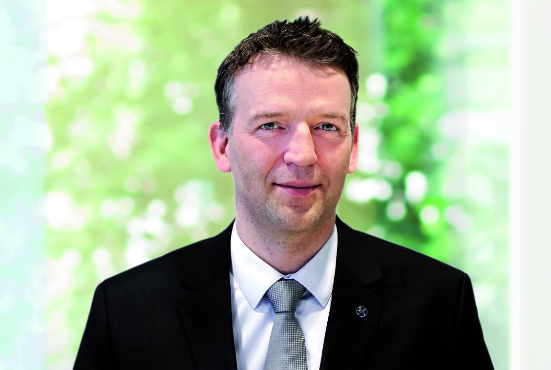 Tobias Boldt ist Leiter des Geschäftsbereichs Consumer Health bei Bayer Vital und bereits seit 2018 Vorstandsmitglied im BAH. / Foto: BAH/Volke