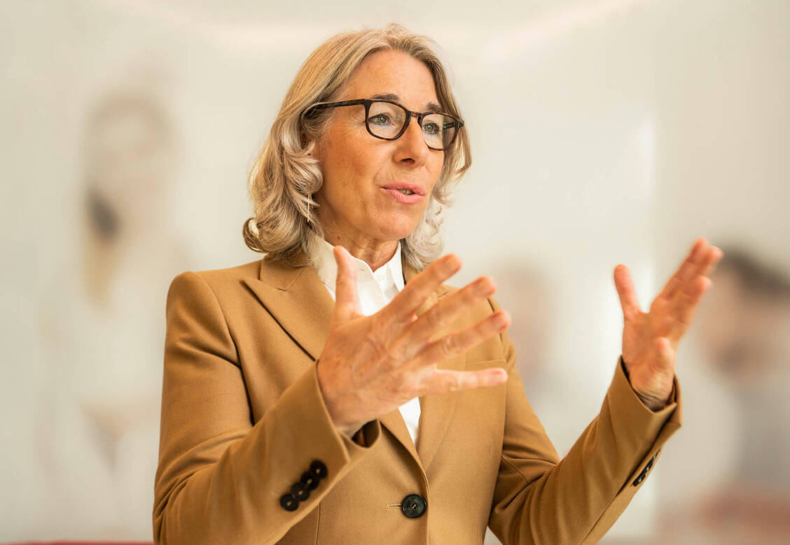 Im PZ-Interview erklärt ABDA-Präsidentin Gabriele Regina Overwiening die nächsten Ziele der Standesvertretung. / Foto: Martin Jehnichen
