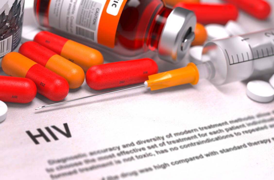 Alle paar Wochen zwei Injektionen beim Arzt statt einer täglichen oralen HIV-Therapie: Das ist mit der relativ neuen Kombination aus Rilpivirin und Cabotegravir möglich. / Foto: Adobe Stock/tashatuvango
