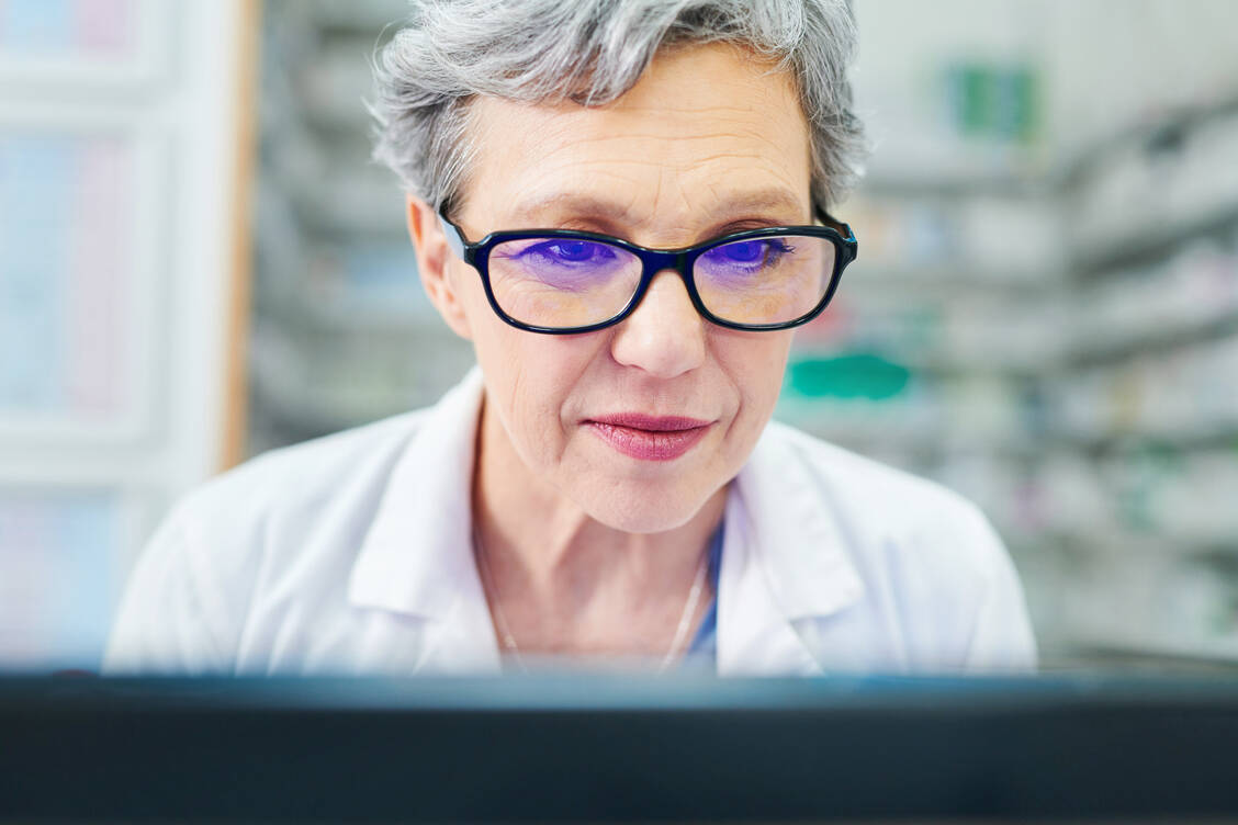 Ab Sonntag müssen Arzt- und Psychotherapiepraxen in der Lage sein, elektronische Arztbriefe anzunehmen. / Foto: Getty Images/AlexanderFord