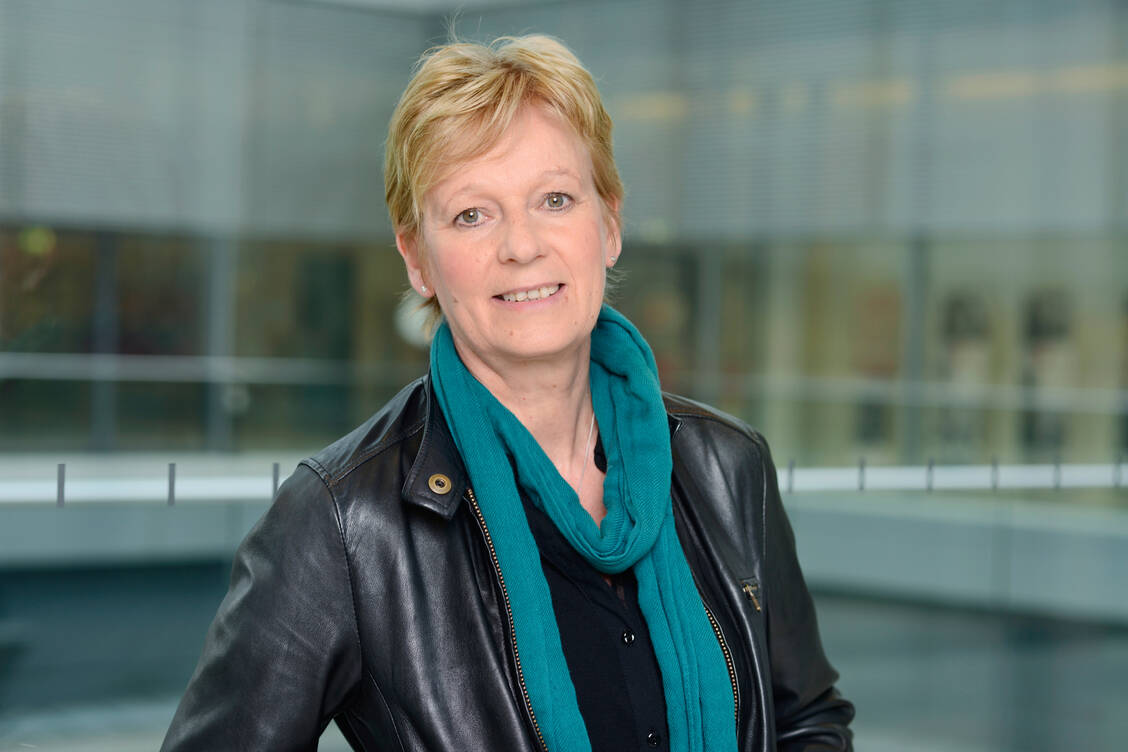 Die gesundheitspolitische Sprecherin der Grünen-Fraktion im Bundestag, Maria Klein-Schmeink, nennt es »hoch bedenklich, dass Spahn im Schweinsgalopp praktisch ohne gesellschaftliche Diskussion komplette Gesundheitsdaten der gesetzlich Versicherten für die Forschung zugänglich machen möchte«. / Foto: Maria Klein-Schmeink