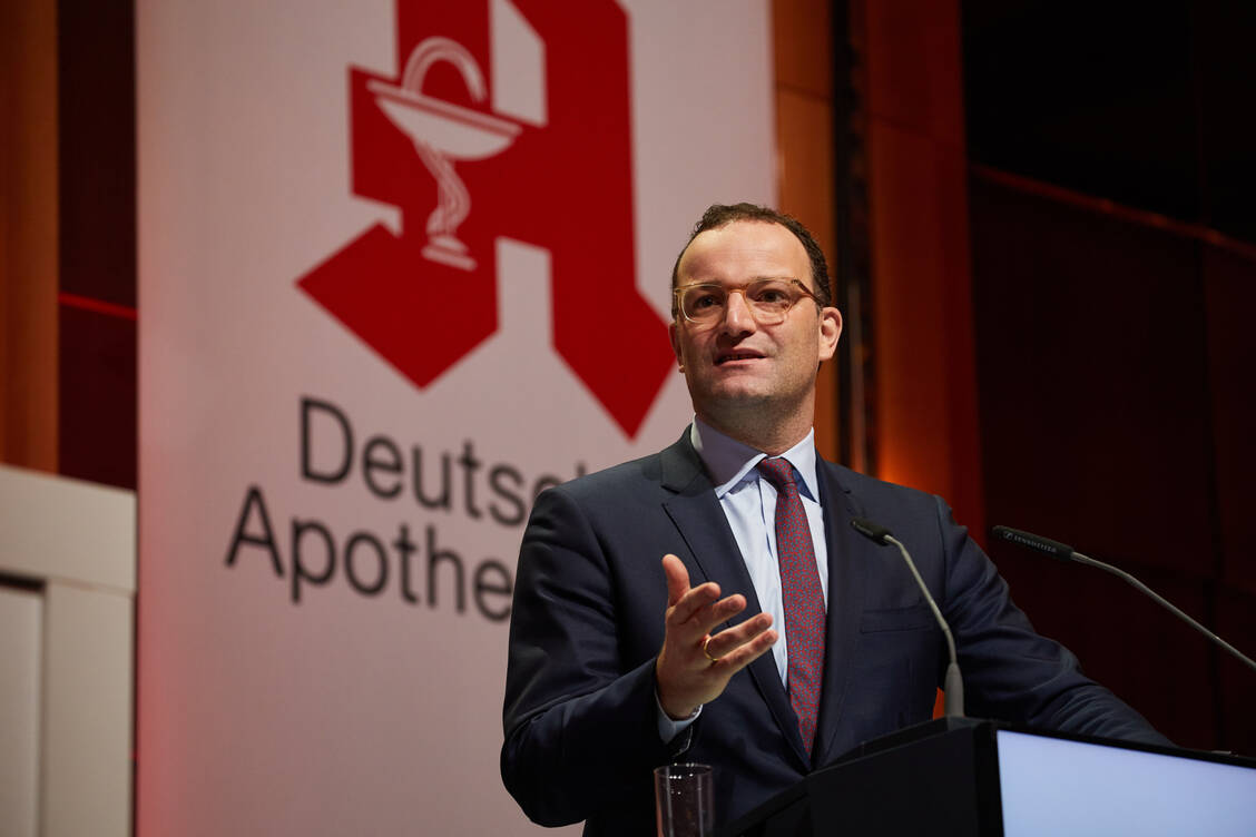 Bundesgesundheitsminister Jens Spahn brachte »ein ehrliches Dankeschön« an die Apotheken für ihren Beitrag in der Pandemie mit. / Foto: ABDA/Erik Hinz