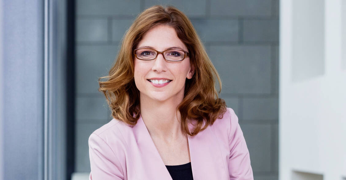 Die Gesundheitsministerin des Landes Rheinland-Pfalz, Sabine Bätzing-Lichtenthäler (SPD), hält die Pläne der Bundesregierung zur Verhinderung von Lieferengpässen für unzureichend. / Foto: MSAGD/ Dennis Möbus