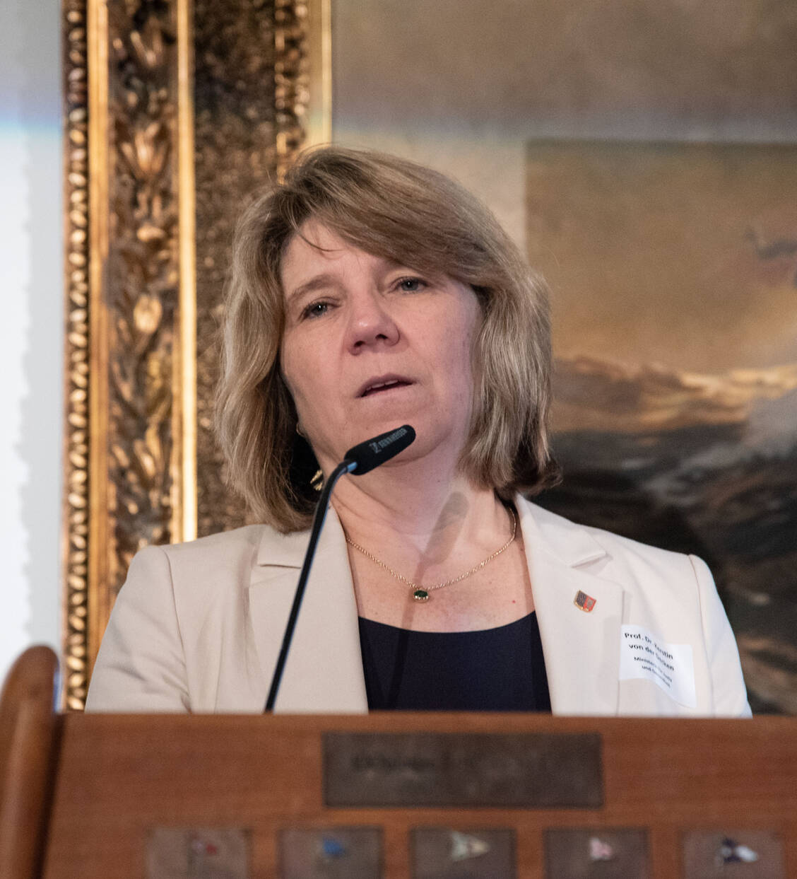 Landesgesundheitsministerin Kerstin von der Decken (CDU) sprach sich deutlich gegen das von Bundesgesundheitsminister Karl Lauterbach geplante Apothekenreformgesetz in seiner jetzigen Form aus. / Foto: Thomas Eisenkraetzer