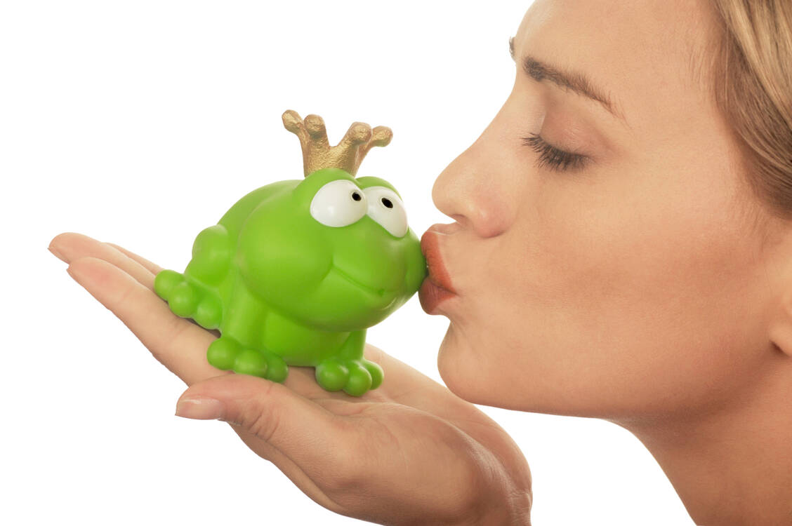 Besser, er ist wieder weg, der Frosch im Hals.  / Foto: Adobe Stock/Linleo