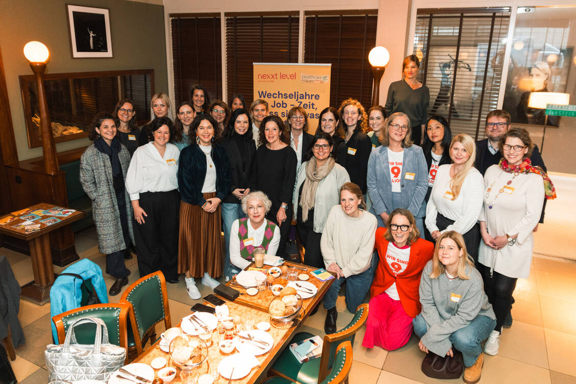 »Wechseljahre im Job – Herausforderung für Frauen und Wirtschaft«: Darum ging es bei einem parlamentarischen Frühstück heute in Berlin. / © Bastian Kempf