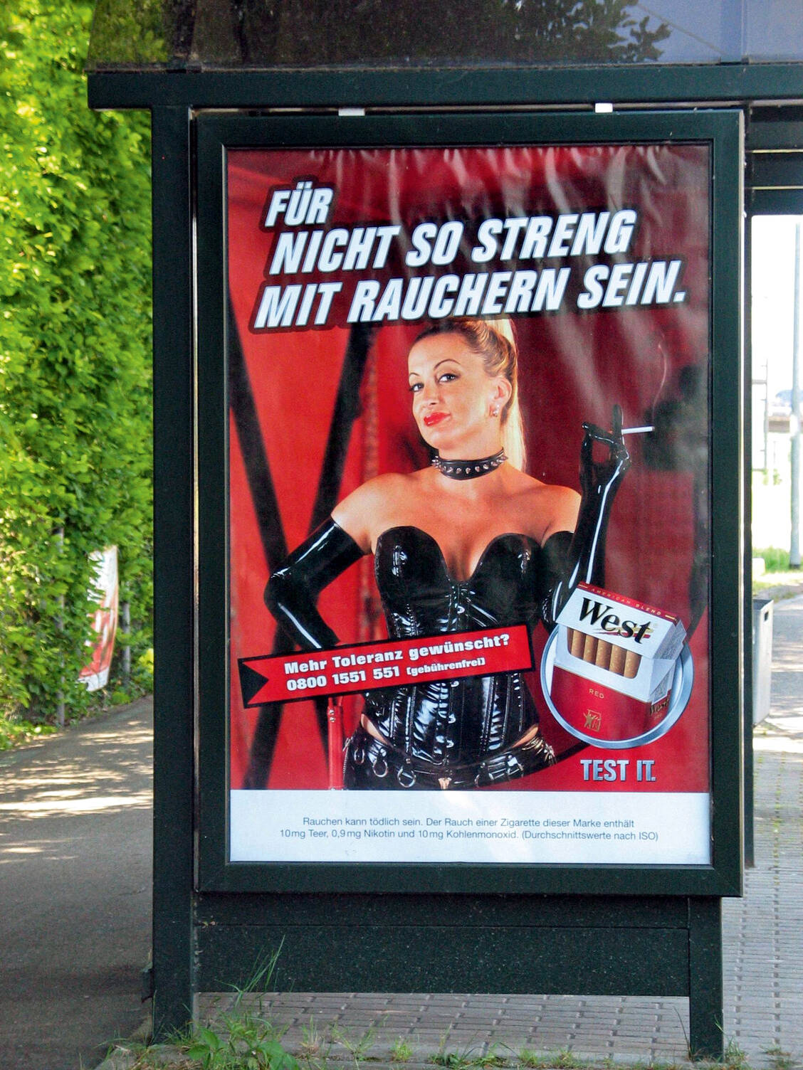 Außenwerbung für Tabakprodukte gibt es europaweit nur noch in Deutschland. / Foto: Imago/Mavericks