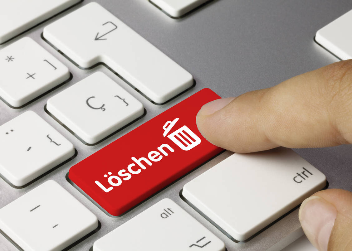 Die eigene Webseite mit Inhalten vollpacken? Besser nicht. Sinnvoller ist es, Überflüssiges zu entfernen. Denn Nutzer bevorzugen einen klaren Auftritt. / Foto: Adobe Stock/momius