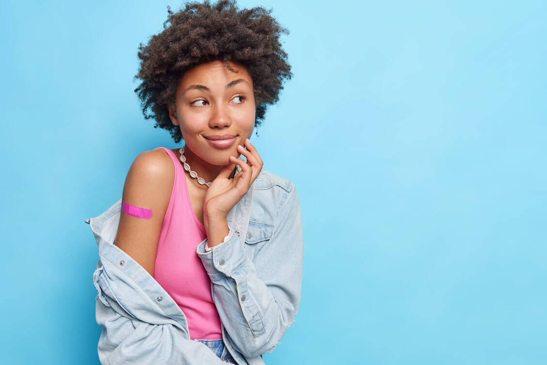 Die Geburtenraten ist in den ersten Monaten dieses Jahres deutlich gesunken – das hängt wohl damit zusammen, dass viele Frauen mit Kinderwunsch sich vor einer geplanten Schwangerschaft erst gegen Corona impfen lassen wollten. / Foto: Adobe Stock/Wayhome Studio