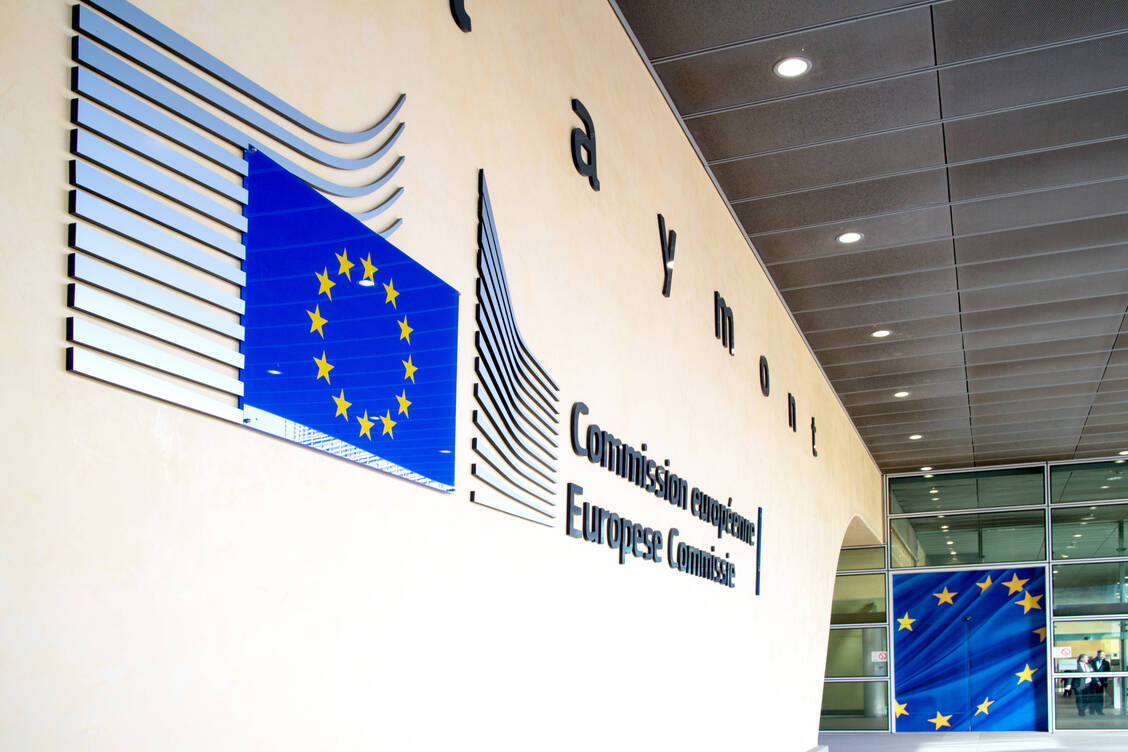 Die EU-Kommission will die Bundesrepublik nicht länger drängen, die Rx-Preisbindung aufzuheben. / Foto: imago images/Shotshop