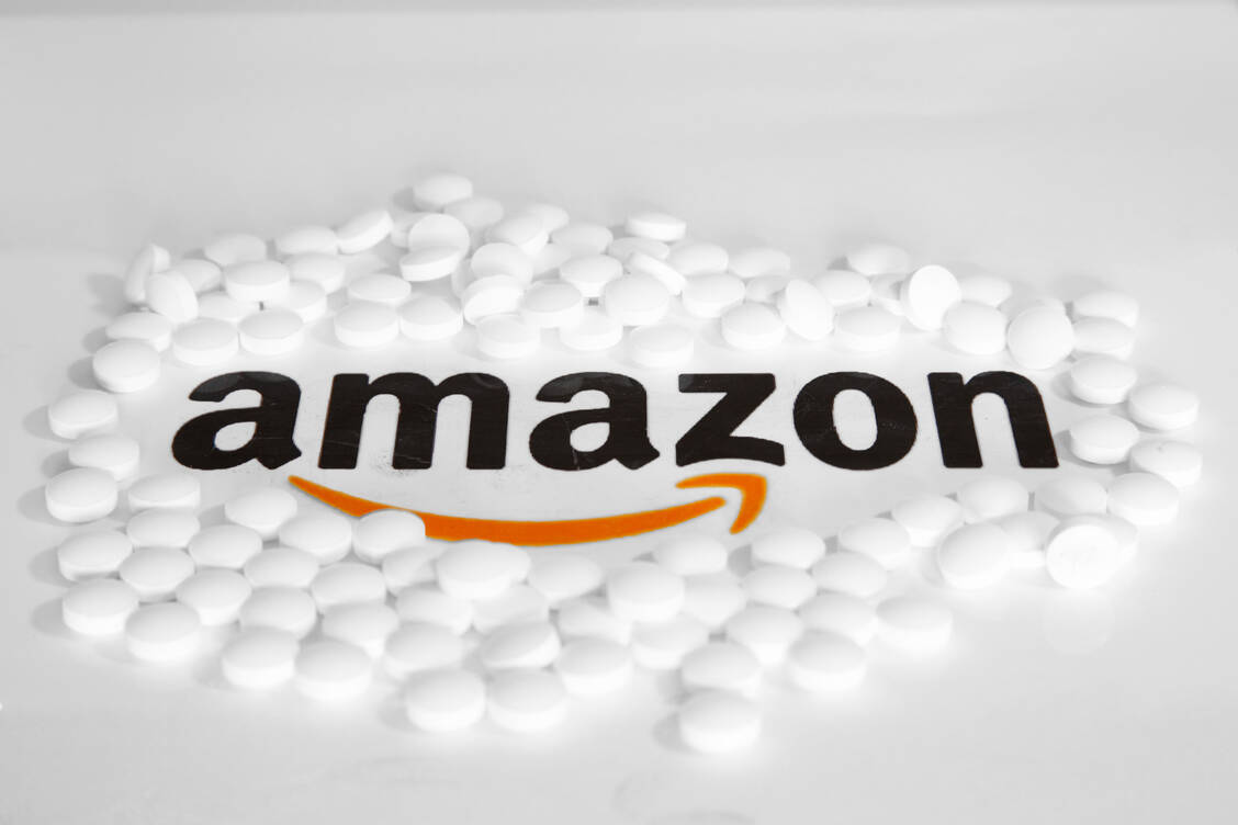 Amazon könnte mit eigener Apotheke in Deutschland innerhalb von drei Jahren zum Marktführer im Apothekenmarkt aufsteigen – so lautet eine zentrale These einer Unternehmensberatung zu Amazon.  / Foto: Imago/Martin Leitch