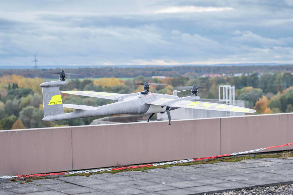 Eine automatisiert betriebene Flugzeugdrohne ist gestern Nachmittag vom Klinikum Ingolstadt nach Pfaffenhofen geflogen. / Foto: Klinikum Ingolstadt